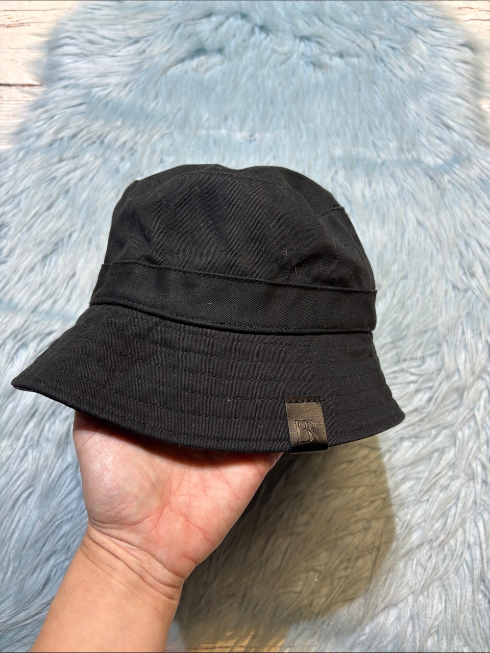 NWT Banana Republic Factory Black Bucket Hat with Branded Tab Sz S/M
